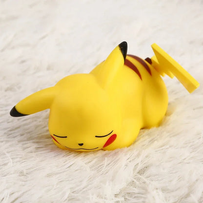 Lámpara de noche de Pokémon, bonito Pikachu, sofá cama, luz ambiental creativa, decoración de escritorio, juguete para niños, regalo de cumpleaños